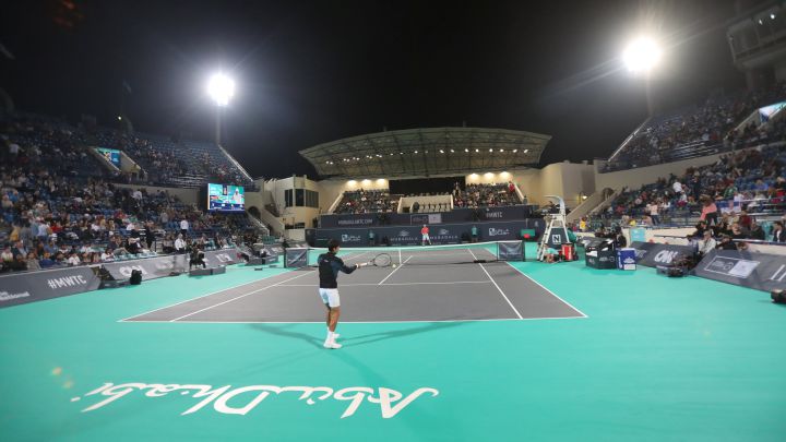 Image of the court at the Abu Dhabi tennis venue before the final of the 2018 Mubadala World Tennis Championship.