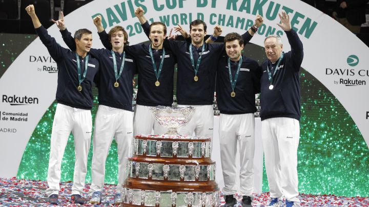 This is how the Davis Cup honors remain: country with the most salad bowls and who was the first winner