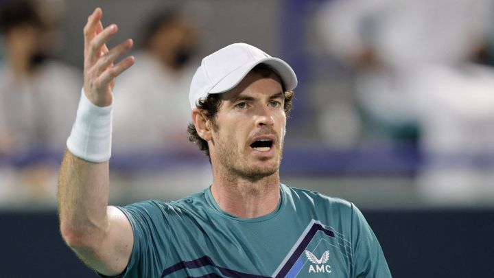 Andy Murray: "They already injected me with my third microchip ..."