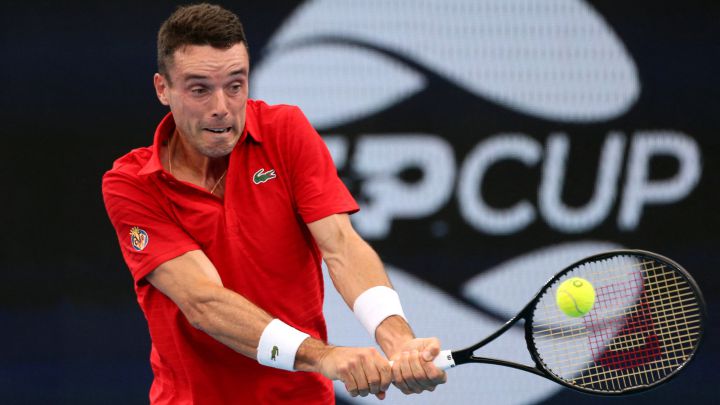 Tennis - ATP Cup - Sydney Olympic Park, Sydney, Australia - January 1, 2022 Spain's Roberto Bautista Agut in action during his group stage match against Chile's Cristian Garin REUTERS/Asanka Brendon Ratnayake