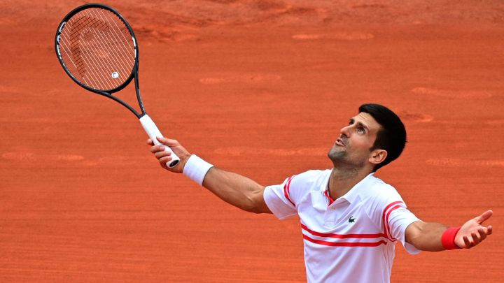 Novak Djokovic at Roland Garros 2021.