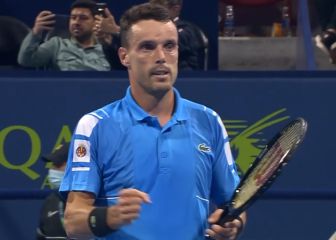 Bautista arrasa a Murray