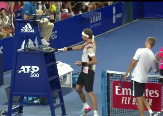 Zverev estalla: ¡le pegó a la silla del juez y fue expulsado!