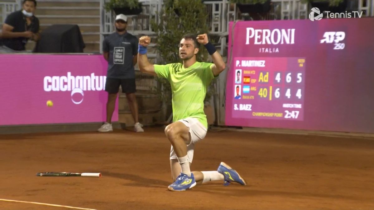 Pedro Martínez rounded off a fantastic weekend for Spanish tennis this Sund...