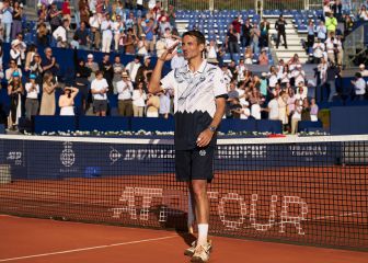 Robredo se retira en Barcelona