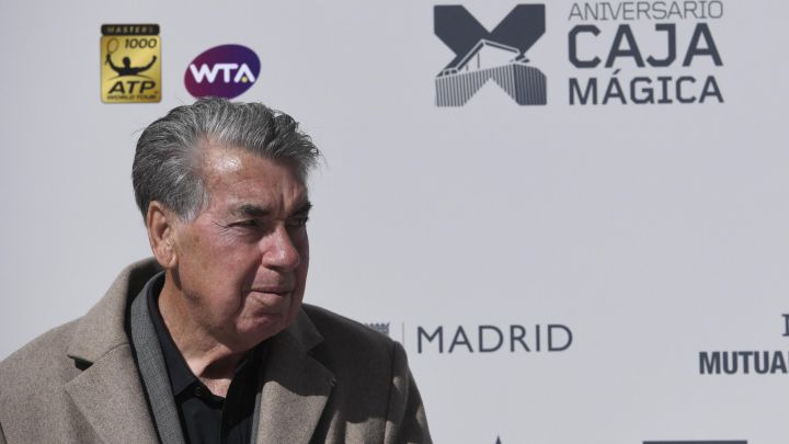 El extenista español Manolo Santana, durante el Mutua Madrid Open 2018.