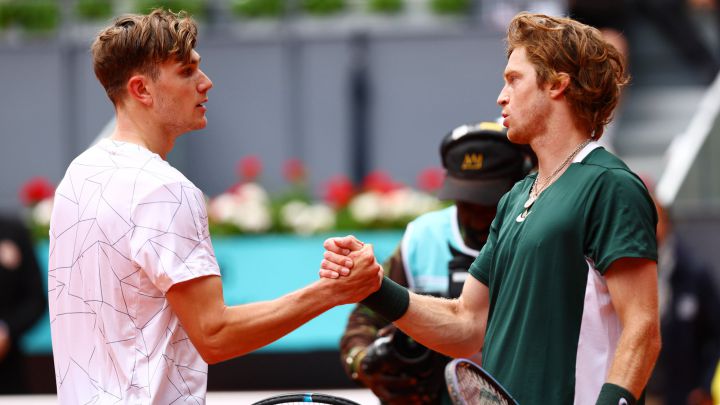 Rublev wakes up in time and Hurkacz will go against Davidovich