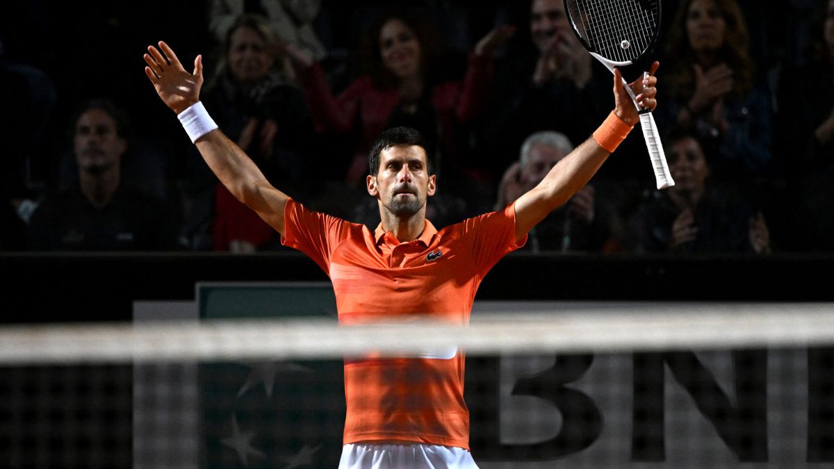 Djokovic retains the one