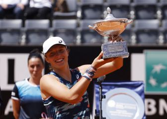 Swiatek arrolla a Jabeur y mantiene su reinado en Roma