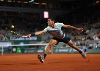 Alcaraz sale de noche