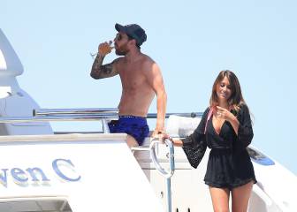 Messi se relaja en un yate de 7.800 euros al día en Ibiza