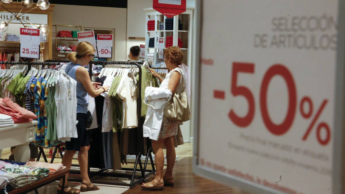 Rebajas: Tiendas y marcas que llegan hasta el 50% de descuento - AS.com