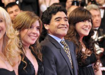 Maradona pide cárcel para su hija Gianinna, ex de Agüero