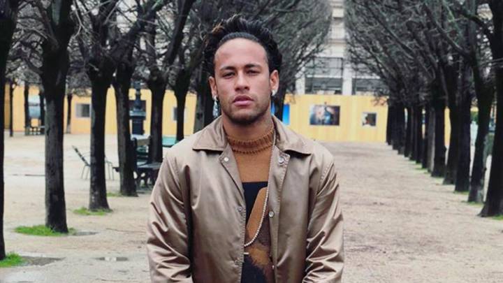 El look de Neymar para la Semana de la moda de París
