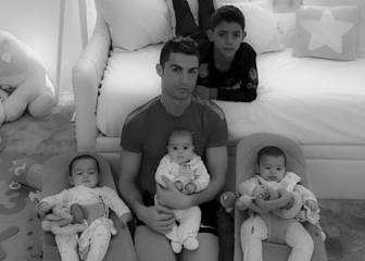 Cristiano Ronaldo posa con sus hijos para hacer un llamamiento solidario