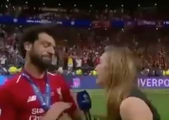 ¡Insólita reacción de Salah: pensó que lo iban a besar!