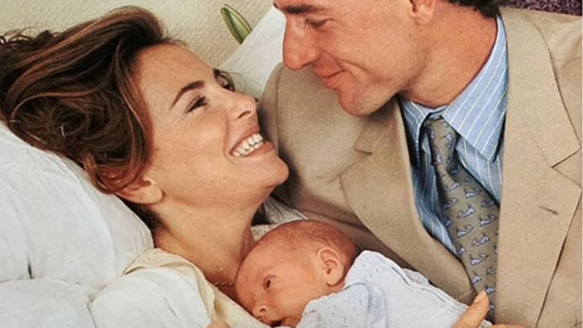La conmovedora felicitación de Ana Obregón a su hijo Álex 