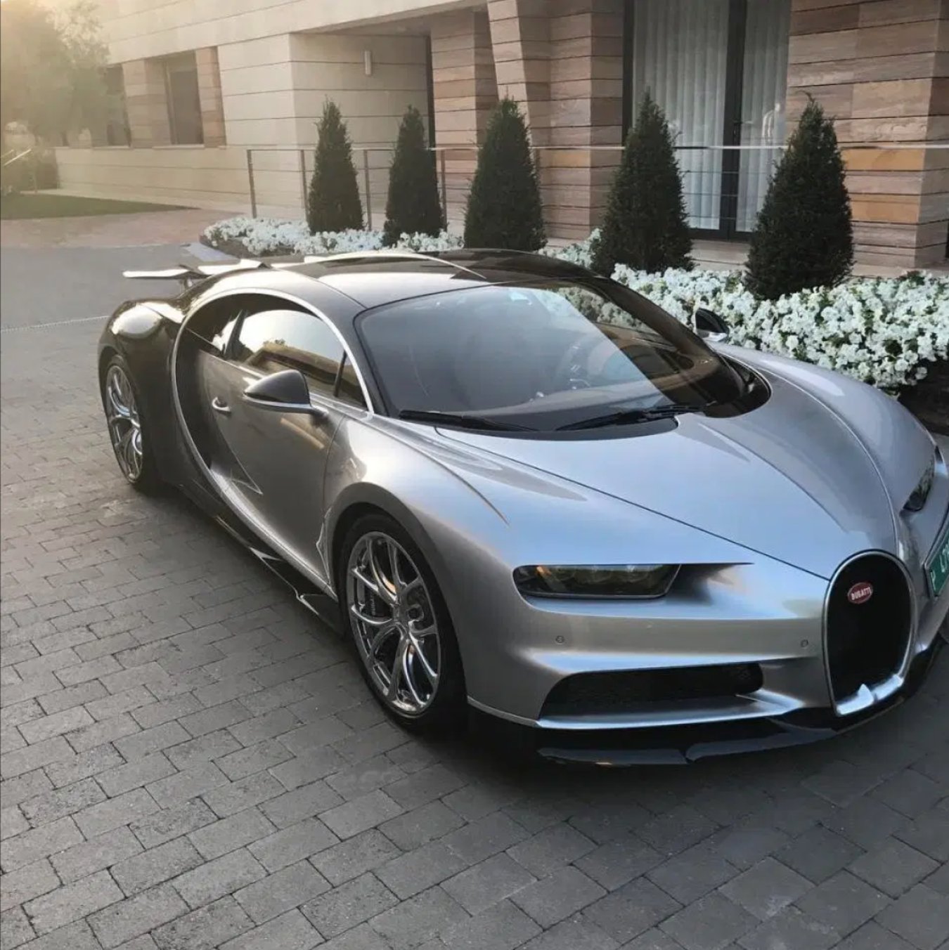 Cristiano Ronaldo compra un nuevo Bugatti Cristiano Ronaldo compra un nuevo Bugatti