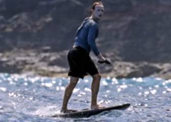 Captan Zuckerberg haciendo surf con un cómico aspecto