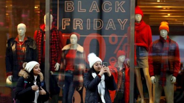 Black Friday 2020 en ropa y complementos | Las mejores ofertas en Mango, Asos, H&M, Bershka...