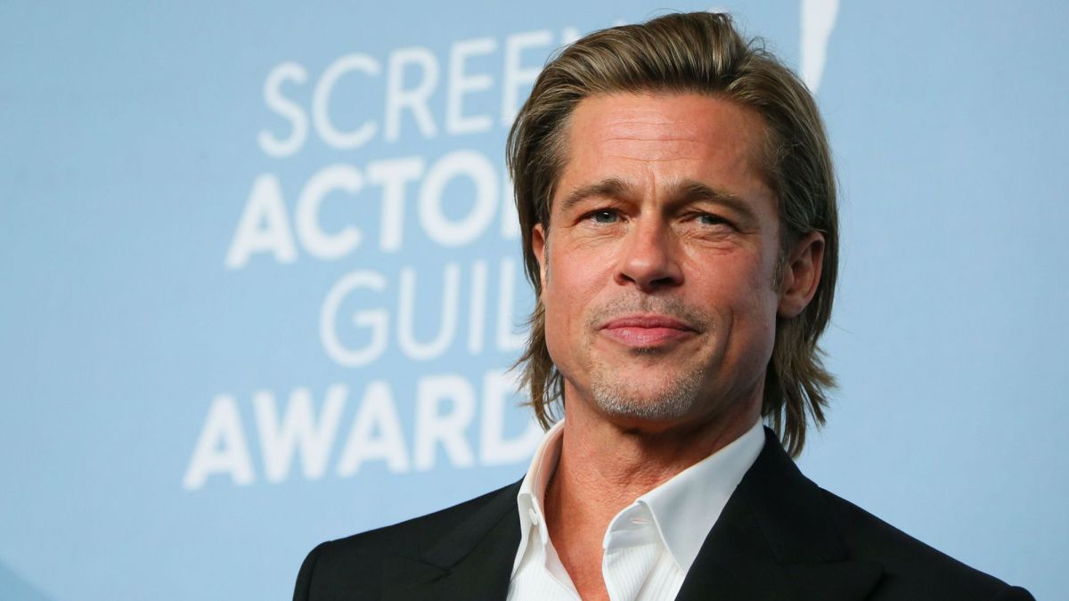 Una imagen de Brad Pitt en silla de ruedas desata las especulaciones - AS.com