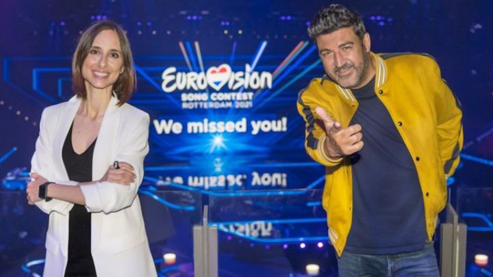 Quiénes son Tony Aguilar y Julia Varela, las voces de TVE en el Festival de Eurovisión 2021