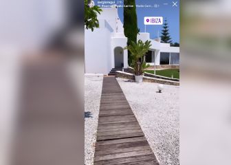 Así es la espectacular casa en la que Reguilón pasa sus vacaciones en Ibiza