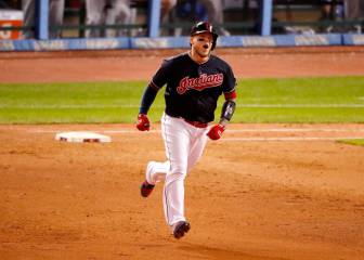 La dinamita de Roberto Pérez adelanta a los Indians