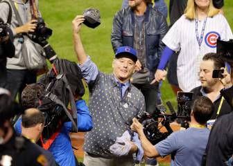 Actor Bill Murray celebra la 'maravillosa' victoria de los Cubs