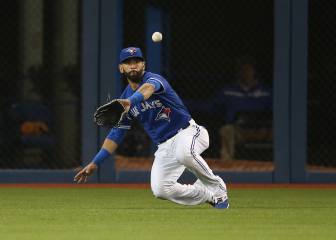 José Bautista seguirá con los Toronto Blue Jays