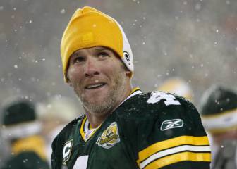 Brett Favre vuelve a lanzar pases y el mundo se detiene