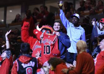 Trubisky, abucheado antes de dar su primer pase con los Bears