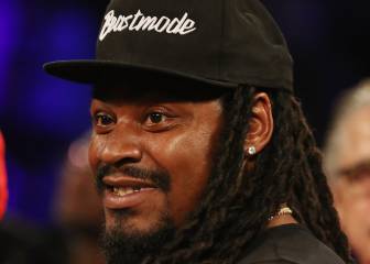 Marshawn Lynch paga cortes de pelo a críos con buenas notas