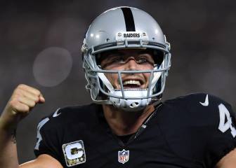 Raiders hacen a Derek Carr el jugador mejor pagado