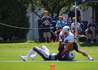 Julian Edelman y Stephon Gilmore se lían a palos