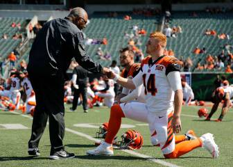 Tras ocho cuartos y cero TDs, Andy Dalton seguirá de titular