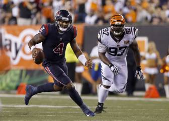 Cumpleaños feliz de DeShaun Watson en dos carreras