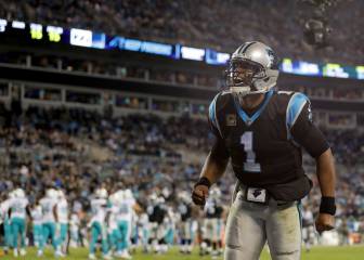 Newton luce como Superman y desarma a los Dolphins