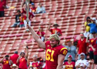 Jugador invidente de los Trojans quiere convertirse en mariscal