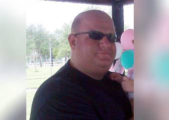 Aaron Feis, el coach que salvó a niños en el tiroteo de Florida