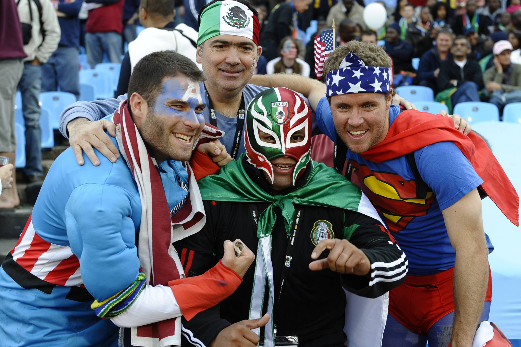 Ways Latinos in the US come together for Fútbol