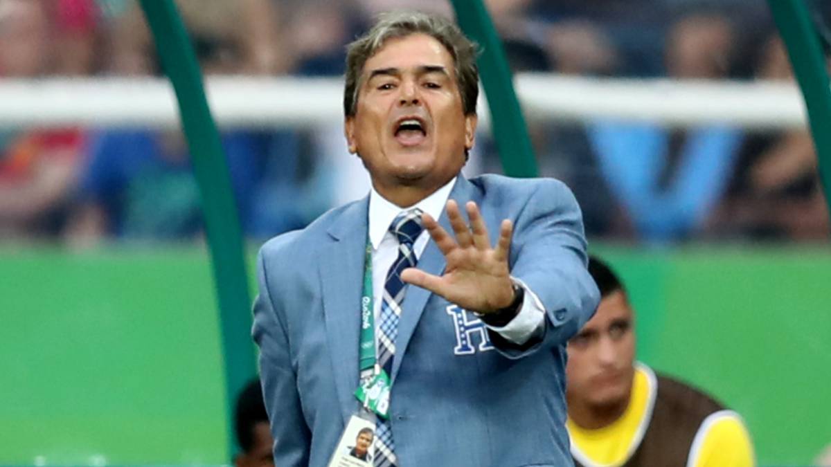 El estratega colombiano se dio la oportunidad de aconsejar al timonel del combinado inca para ser mejor en la justa mundialista que estÃ¡ por comenzar.