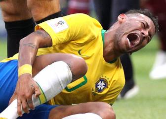 Shearer y Schmeichel atacan a Neymar