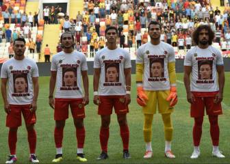 Equipo turco utiliza camisas en apoyo a Özil por racismo