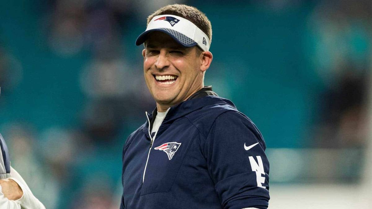 Josh McDaniels renueva por un año con New England Patriots