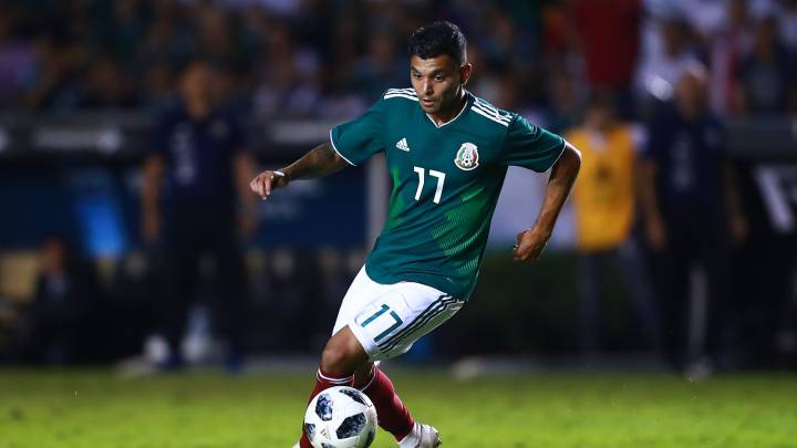Jesús 'Tecatito' Corona in action with Mexico