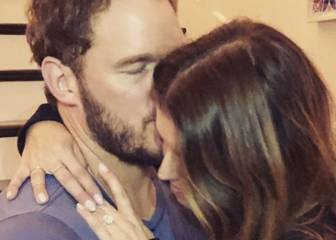 Luego de seis meses de comprometidos, el actor y la hija de Arnold Schwarzenegger caminaron al altar y dieron el sí, en una ceremonia privada en California.