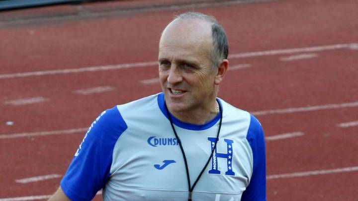 Coito llegó a la selección de Honduras tras 12 años de carrera en cinco selecciones juveniles de Uruguay.