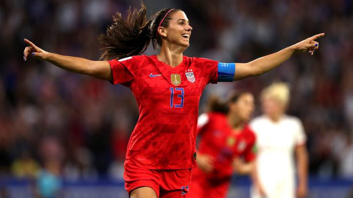 La estrella de la Selección de Estados Unidos paso a la historia de la Copa del Mundo Femenil al anotar un gol en su cumpleaños.