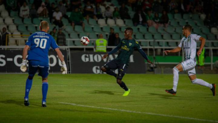 Los legionarios hondureños vieron minutos con su nuevo equipo en la primera jornada de la Primera División de Portugal. Rubio fue titular, Castillo entró para la segunda parte.